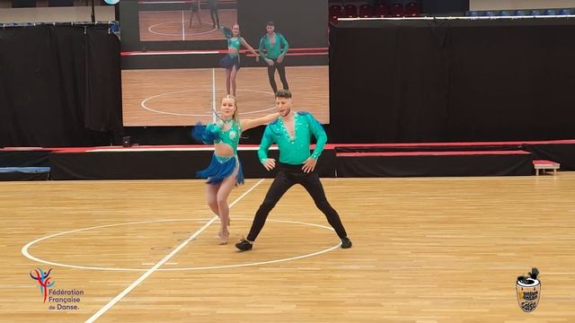 ??????????? ?? ?????? ??? ??? ??? / Bachata 1era pareja смотреть онлайн