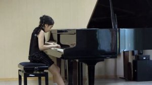 Адамян Сюзанна исполняет Г.Фрид- Токката