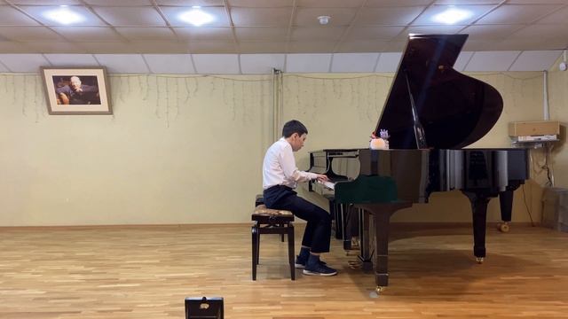 Нянина сказка П.И. Чайковский The nanny's fairy tale P.I. Tchaikovsky исп. Радванский Роман смотреть онлайн