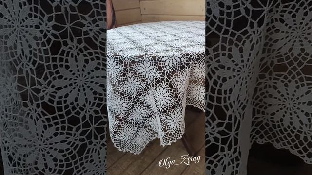 Скатерть вязаная крючком квадратная