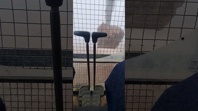 cargando volquete con excavadora volvo EC 380 DL смотреть онлайн