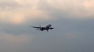 Boeing 777-200ER _Red Wings_ _RA-73331_посадка в Шереметьево SVO