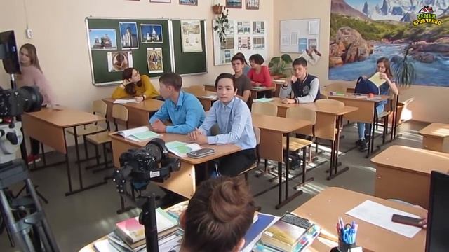 Аня снимается в массовке в Ералаше (Студия Звезд Иркутск). Съемки. (03.20г.) Семья Бровченко.