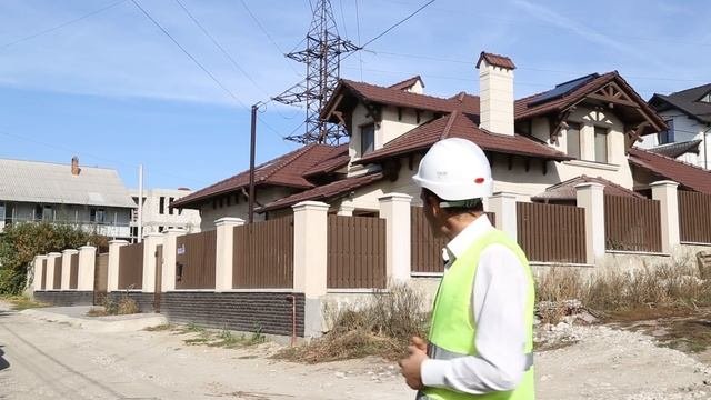 (II) Проблема жилых домов, построенных у высоковольтных линий электропередач