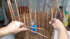 МК? Котодомик из газетных трубочек.