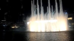 Музыкальные фонтаны в Дубаи