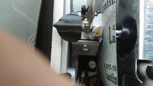 Бензиновый опрыскиватель Чемпион, Как отрегулировать обороты холостого хода если не регулируются.