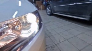 Skoda Rapid. Установка бидиодных тёплых линз BI-LED Zorkiy Bengal Tiger F40 4300K.