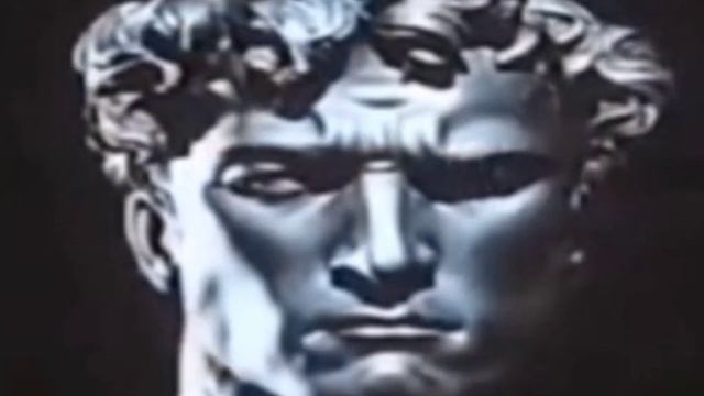 Статуя поворачивает голову (шаблон для мемов) смотреть онлайн