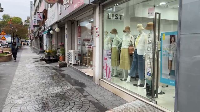 Коротала время в Home Plus/ Ем корейскую холодную лапшу/ Korea vlog
