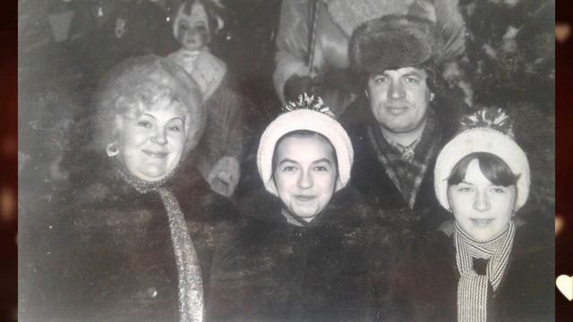 Сапфировая свадьба -45 лет прошло,а мы всё так же сердцем молоды,как много лет назад. смотреть онлайн