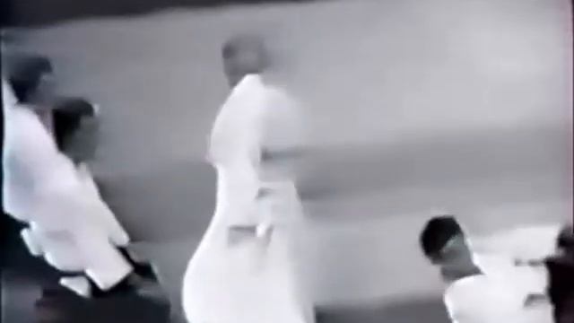 Безконтактный Бой - Морихэй Уэсиба (демонстрация Айкидо) смотреть онлайн