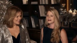 Renée Fleming, Kelli O'Hara - Silver Bells