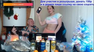 Таня Шилова снова показывает ... пресс. @raddyshilov