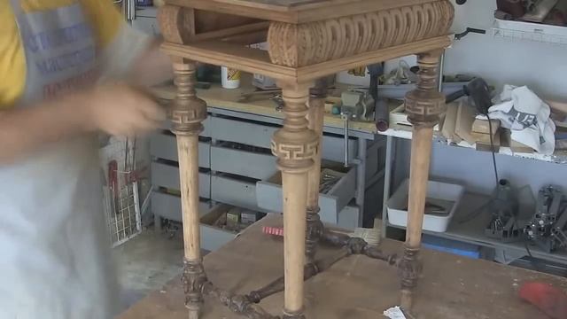 Реставрация столетнего столика