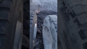 Потрескались колеса на морозе -57