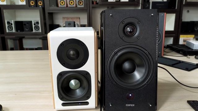 EDIFIER R2000DB Vs S880DB (vídeo Simples)
