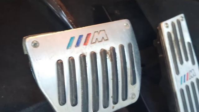 Bmw X5 , M пакет. Ломающиеся спинки, Чёрный потолок. БМВ. смотреть онлайн