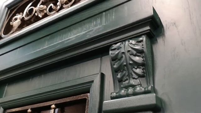 Входная дверь стальная с фрамугой в готическом стиле, заказать в Москве напрямую с завода