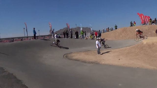 MOTO 2 Cristina,Georgina, Irina - Féminas 14 y + Round2 LBR 2014 смотреть онлайн