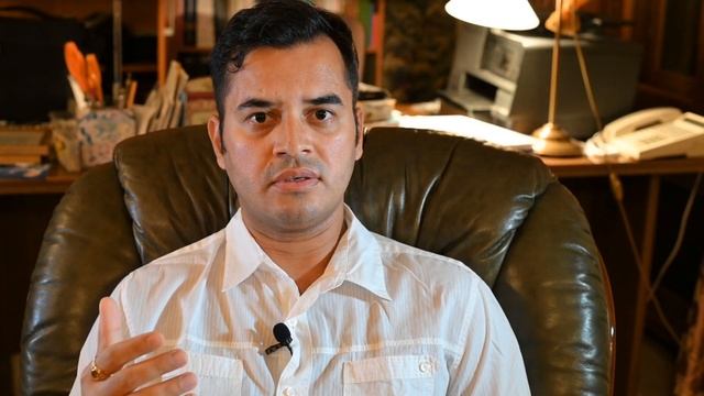 What is ashtanga yoga and its background? смотреть онлайн