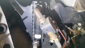 ЗАМЕНА РАДИАТОРА ОСНОВНОЙ ПЕЧКИ DAF 105