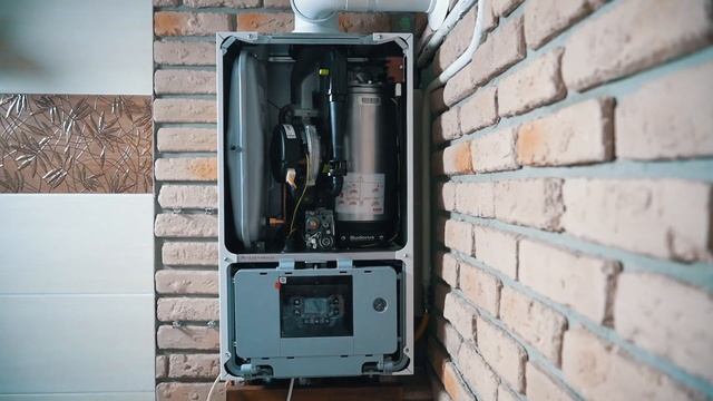 Заміна старого газового котла Buderus на конденсаційний котел Buderus Logamax plus Gb122i