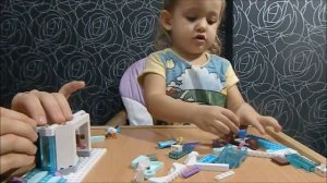Открываем, собираем и играем LEGO Disney Ледяной замок Эльзы