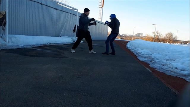 Рукопашный бой зимой, для пожилых людей.