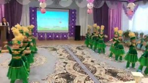 Казахский танец девочки подготовительеых группа