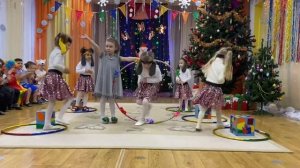 Танец собачек