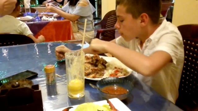 Д2 Веранда ужин смотреть онлайн