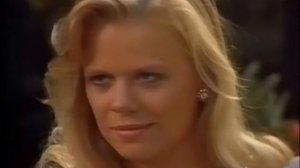 Иден и Круз. На улице дождик.