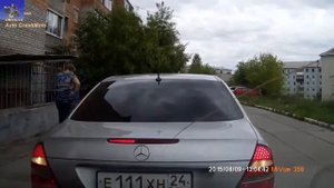 ЛУЧШИЕ АВТОПРИКОЛЫ Авто приколы на дорогах Автомобильные приколы с девушками за рулем №2
