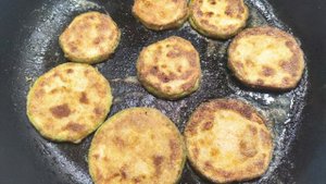 Жареные кабачки с майонезом чесноком и зеленым луком