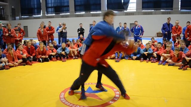 Передняя подножка. Шкапов Павел. смотреть онлайн