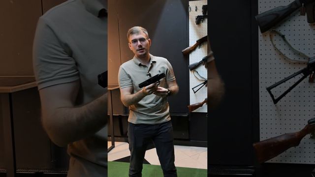 Glock17-Австрийский Калашникова?#КудасходитьвМоскве#стрельбаизлука#пистолеты#тир#арбалеты