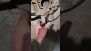 Замена заднего  ступичного подшипника и саленблока на инфинити фх35