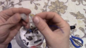 Светильник ЖКХ . Замена акустического реле датчиком движения .