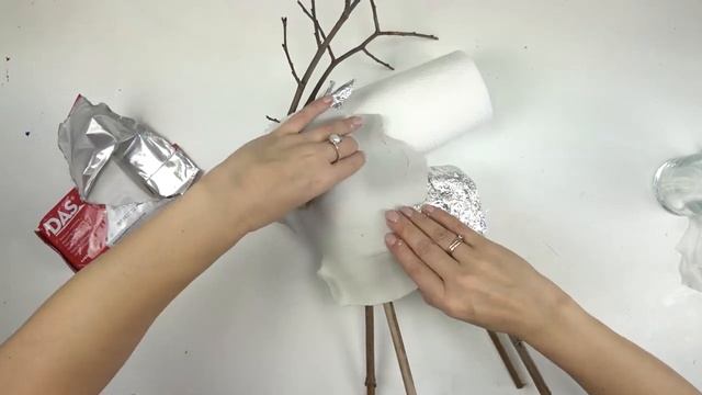 Новогодний декор для дома: фигурка оленя и роспись фонариков под вышивку. МК Наташи Удовиной смотреть онлайн