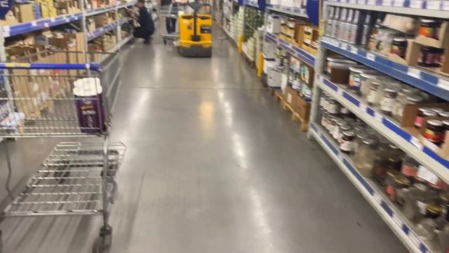 Прощайтесь с людьми безоговорочно! Уехала за покупками?в МЭТРО #обзор #психология #покупки #влоги смотреть онлайн