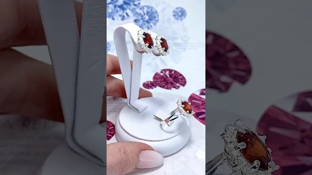 Арт С0439. Набор украшений с красным камнем Алира (серьги и кольцо) смотреть онлайн