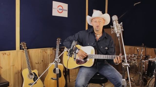 Алексей МОЧАНОВ. Страна. Единственная песня про Украину в мажоре :-) смотреть онлайн