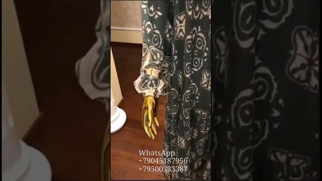 Закрытая мусульманская одежда.