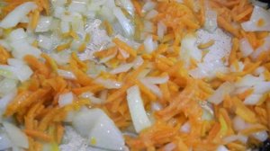 Картофельный суп с домашней тушенкой и помидорами