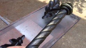 СДЕЛАЛ КЛАССНУЮ ДВЕРНУЮ РУЧКУ ИЗ ТРУБЫ