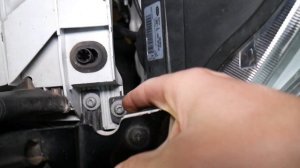 FORD C-MAX HEADLIGHT REMOVAL REPLACEMENT