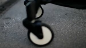 BabyZen YoYo Коляска на все случаи жизни, складывается в один миг.