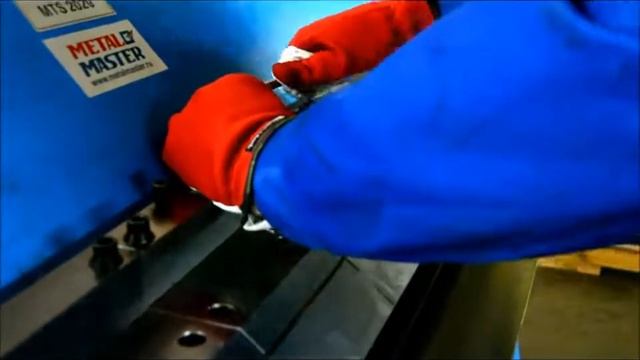 MetalMaster MTS 2020 сегментальный листогиб - гибка нержавейки смотреть онлайн