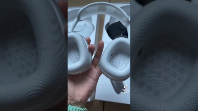 fake Black and silver white AirPods Max super copy replica clone from dhgate Alibaba wholesale pric